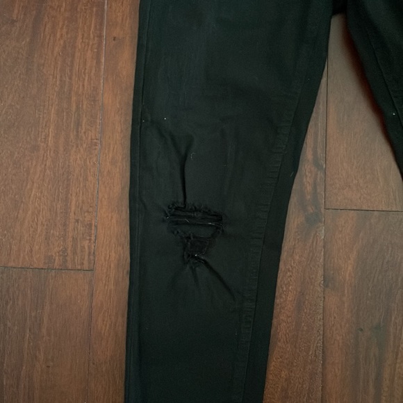 Wild fable . Size 4.color black. New never been wore - Picture 2 of 9